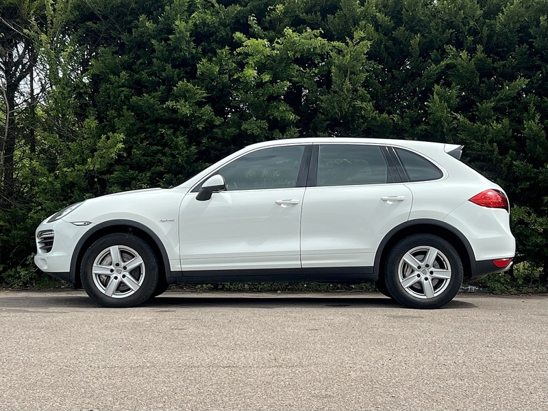 Porsche Cayenne S Hybrid - U12133