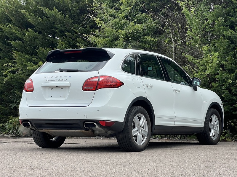 Porsche Cayenne S Hybrid - U12133