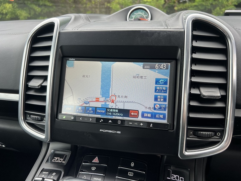 Porsche Cayenne S Hybrid - U12133