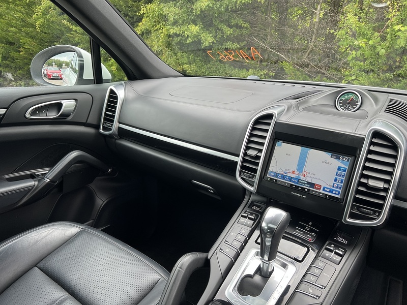 Porsche Cayenne S Hybrid - U12133