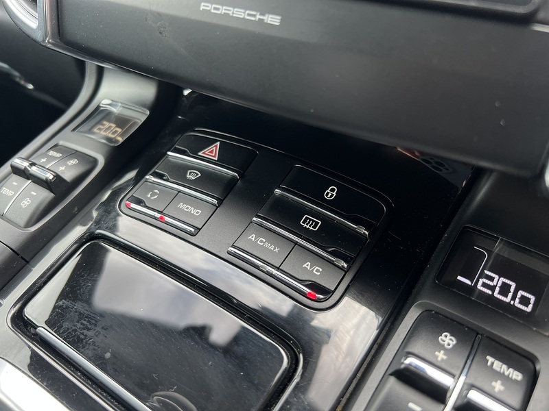 Porsche Cayenne S Hybrid - U12133