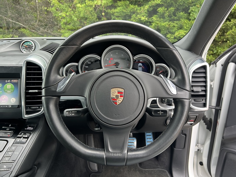 Porsche Cayenne S Hybrid - U12133