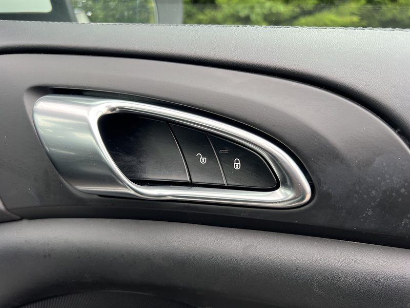 Porsche Cayenne S Hybrid - U12133