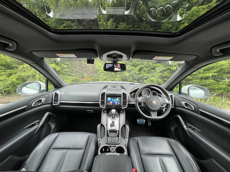 Porsche Cayenne S Hybrid - U12133