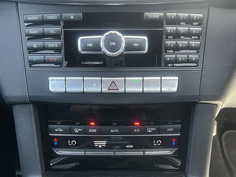 Mercedes-Benz E Class E250 Amg Line - U12134