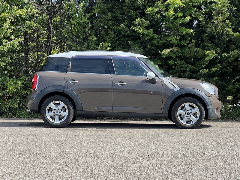 Mini Mini Countryman Cooper - U12136