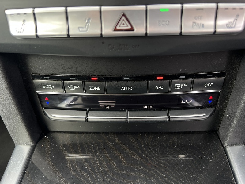 Mercedes-Benz E Class E250 Amg Line Premium - U12140