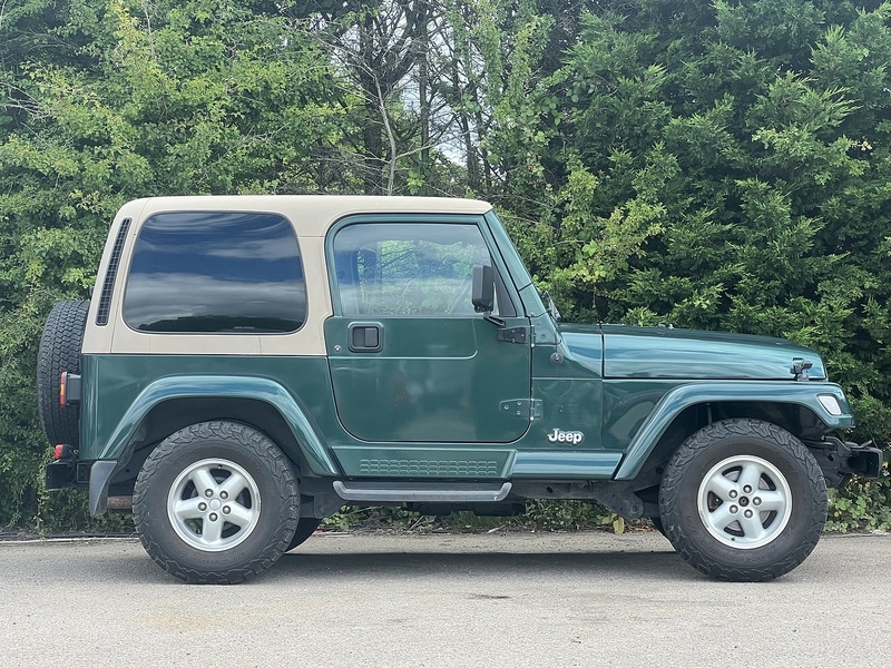 Jeep Wrangler Sahara - U12142