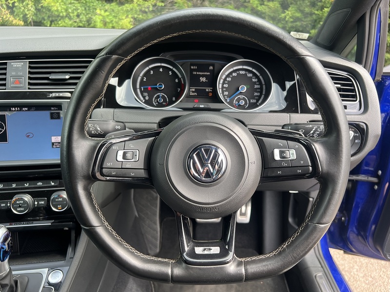 Volkswagen Golf R Dsg - U12143