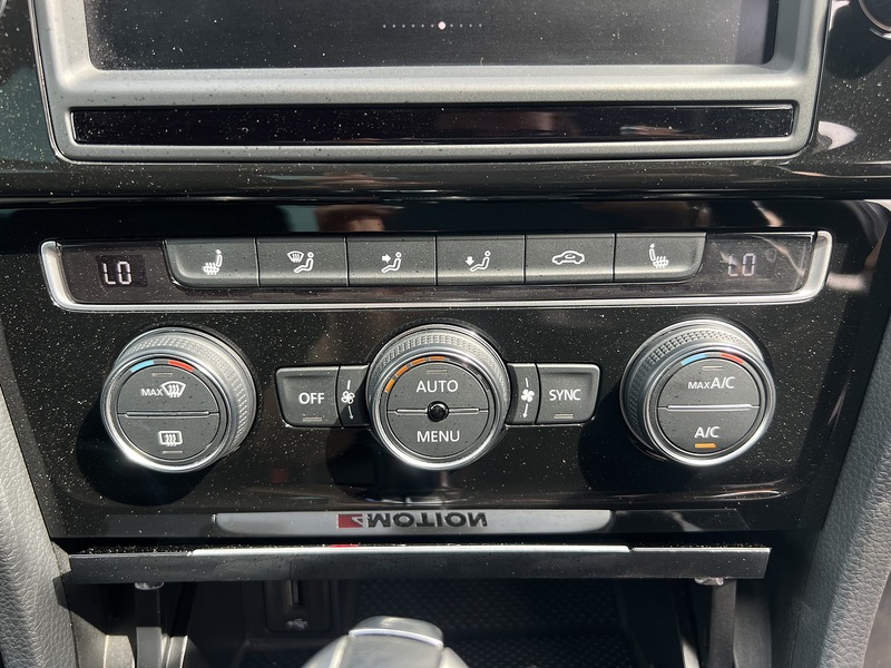 Volkswagen Golf R Dsg - U12143