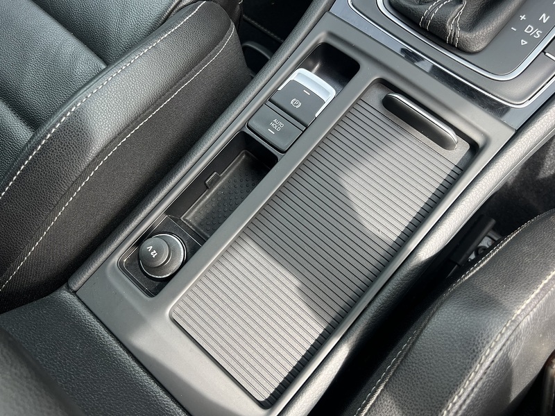 Volkswagen Golf R Dsg - U12143