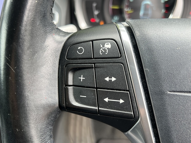 Volvo Xc60 T5 Se Lux Nav - U12144