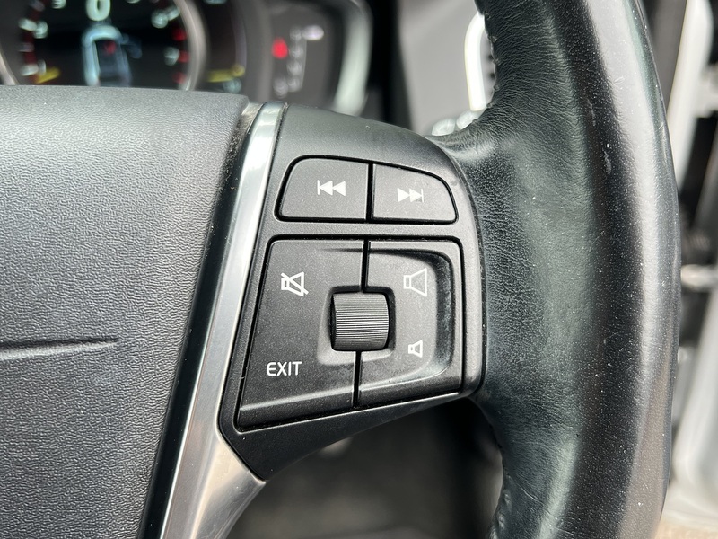 Volvo Xc60 T5 Se Lux Nav - U12144