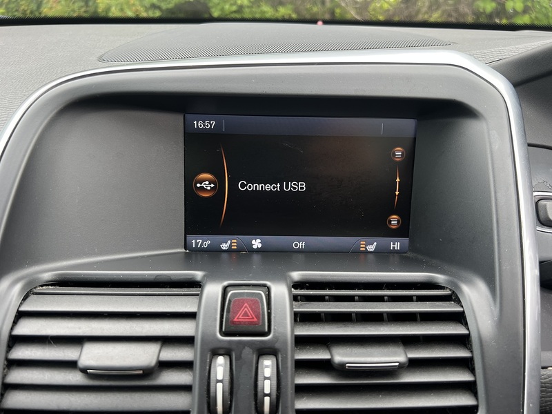 Volvo Xc60 T5 Se Lux Nav - U12144