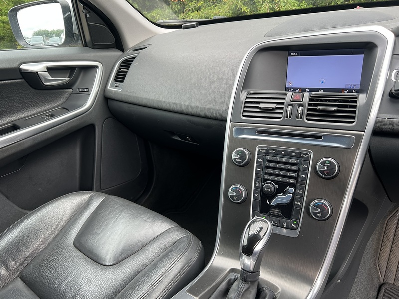 Volvo Xc60 T5 Se Lux Nav - U12144
