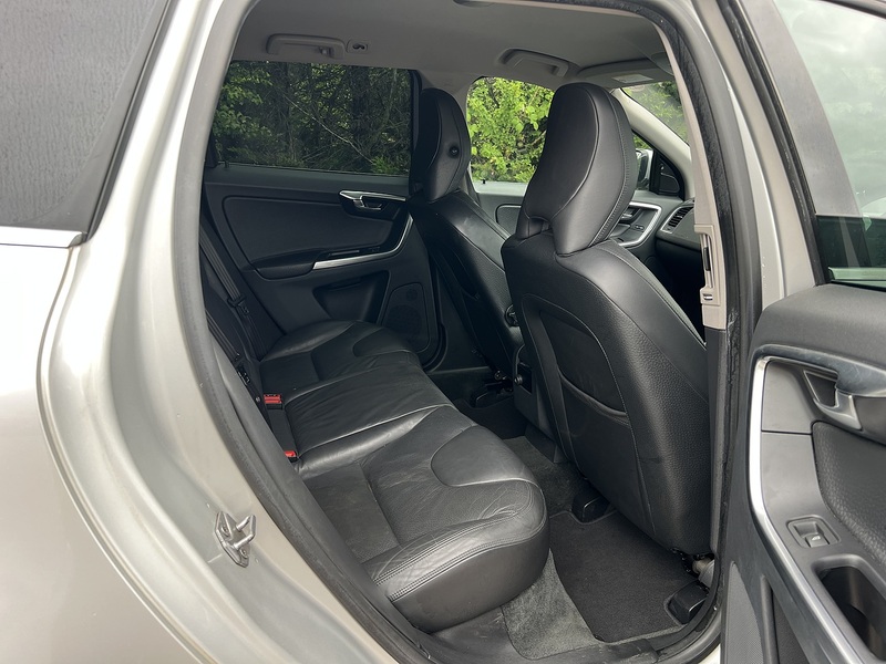 Volvo Xc60 T5 Se Lux Nav - U12144