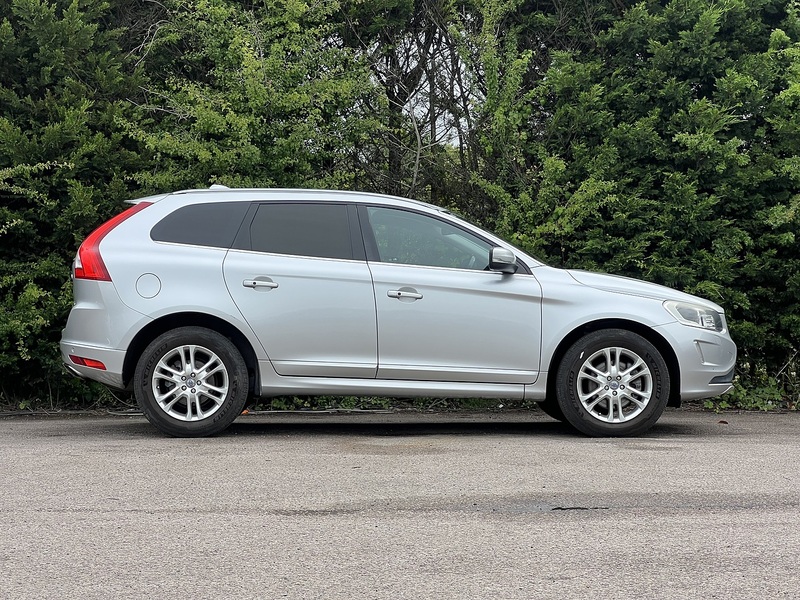 Volvo Xc60 T5 Se Lux Nav - U12144