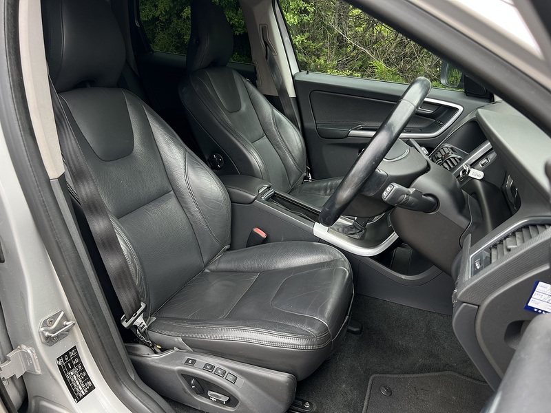 Volvo Xc60 T5 Se Lux Nav - U12144