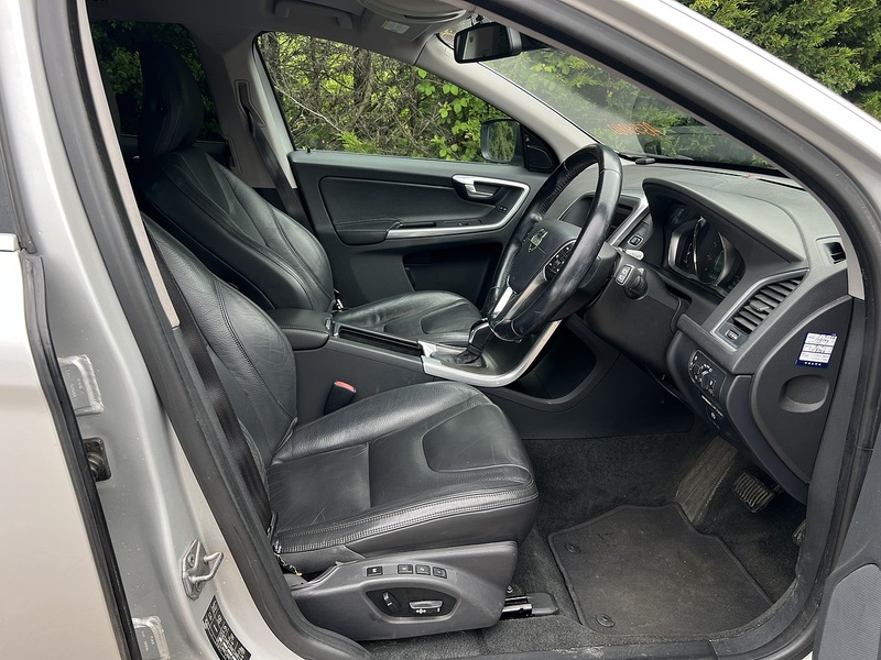 Volvo Xc60 T5 Se Lux Nav - U12144