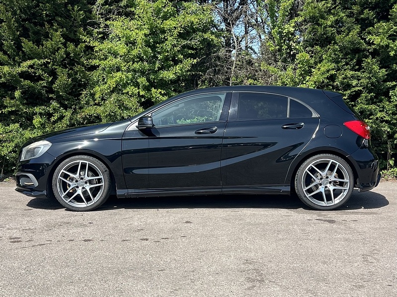 Mercedes-Benz A-Class A200 Amg Night Edition - U12145