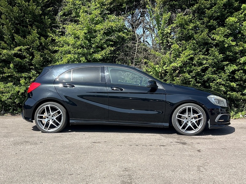 Mercedes-Benz A-Class A200 Amg Night Edition - U12145