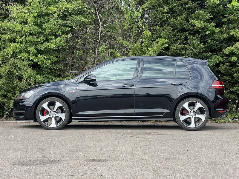 Volkswagen Golf GTI - U12147