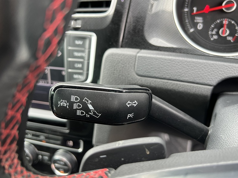 Volkswagen Golf GTI - U12147