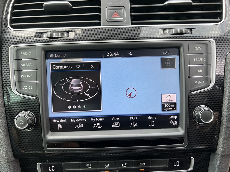 Volkswagen Golf GTI - U12147