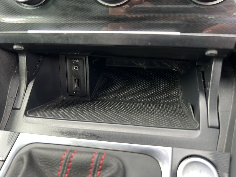 Volkswagen Golf GTI - U12147