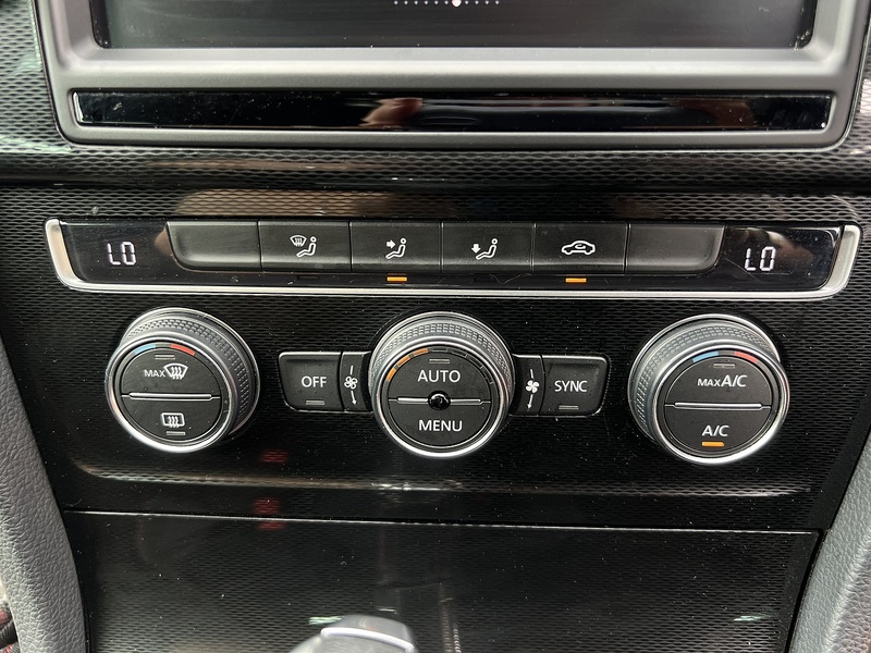 Volkswagen Golf GTI - U12147