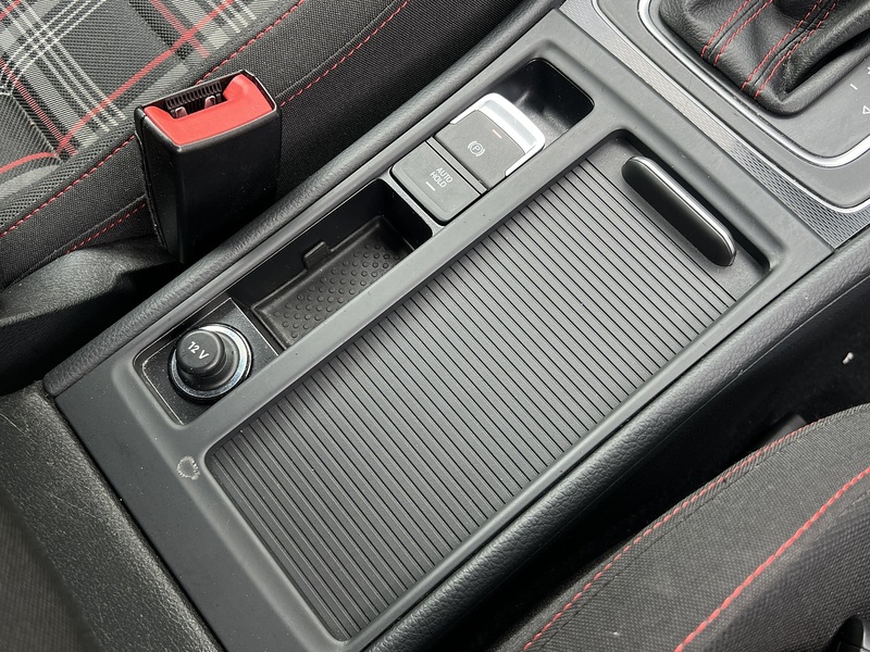 Volkswagen Golf GTI - U12147