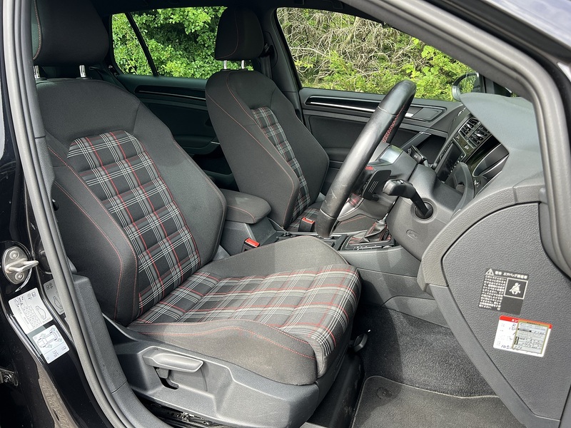 Volkswagen Golf GTI - U12147