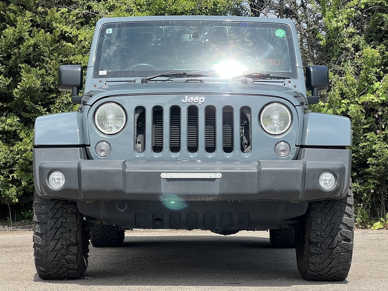 Jeep Wrangler Unlimited Sahara - U12148