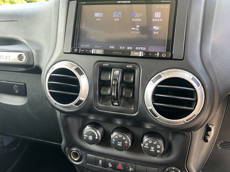 Jeep Wrangler Unlimited Sahara - U12148