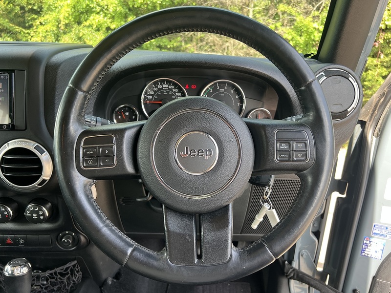 Jeep Wrangler Unlimited Sahara - U12148