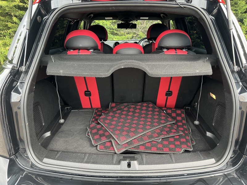 Mini Mini Countryman John Cooper Works All4 - U12149