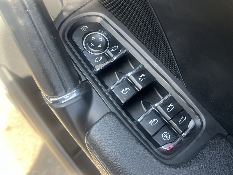 Porsche Cayenne V6 Tiptronic - U12152