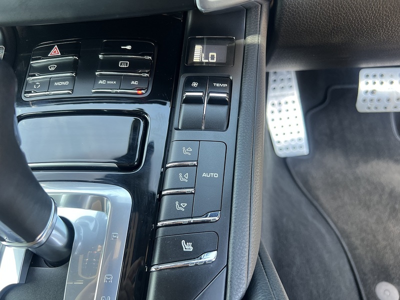 Porsche Cayenne V6 Tiptronic - U12152