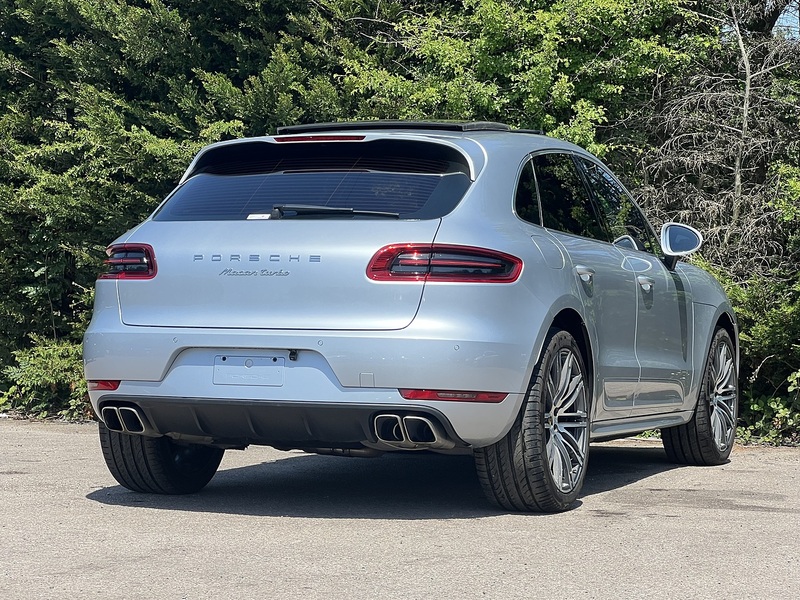 Porsche Macan Turbo Pdk - U12154