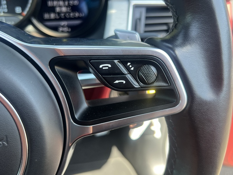 Porsche Macan Turbo Pdk - U12154