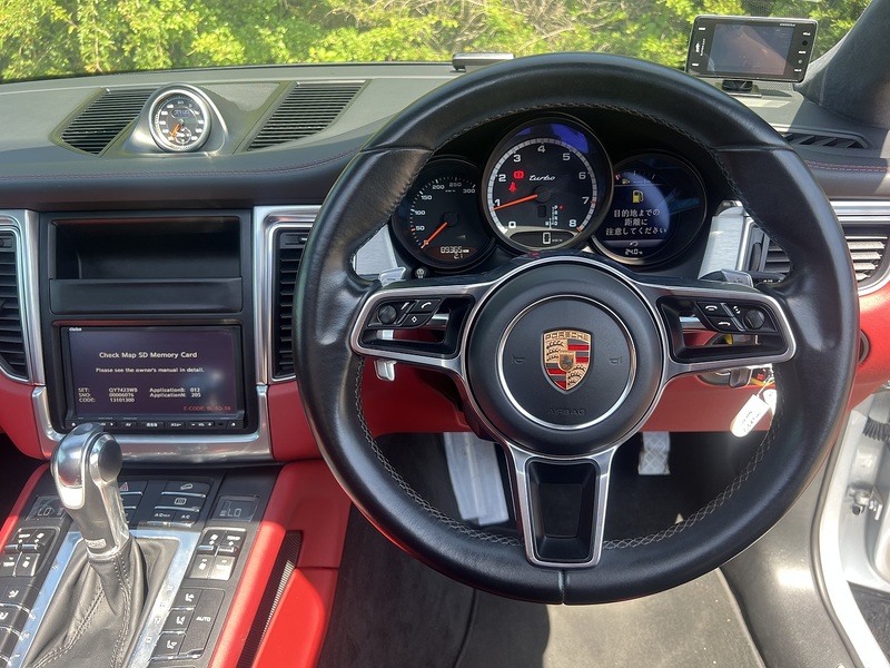 Porsche Macan Turbo Pdk - U12154