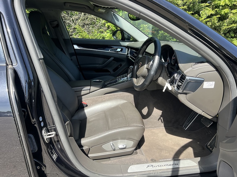 Porsche Panamera V6 Pdk - U12155