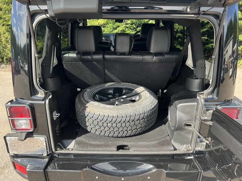 Jeep Wrangler Rubicon Unlimited - U12156