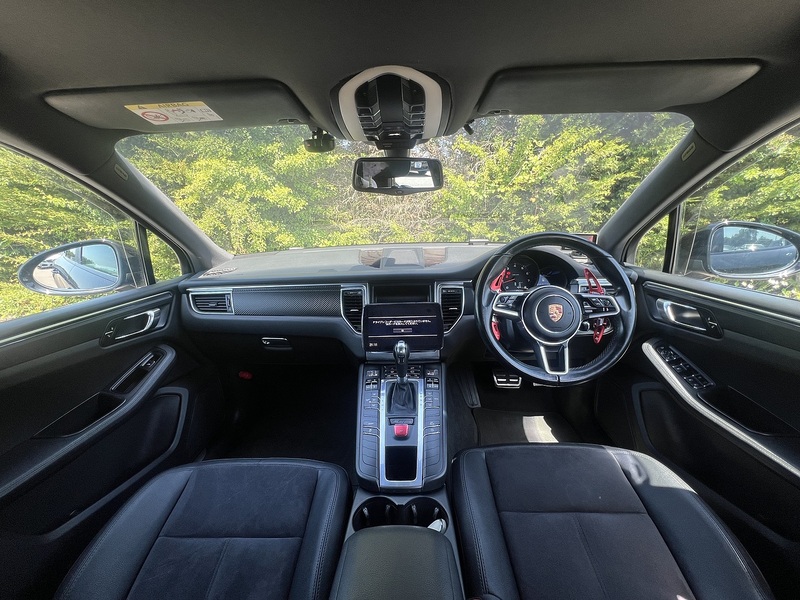 Porsche Macan Pdk - U12157