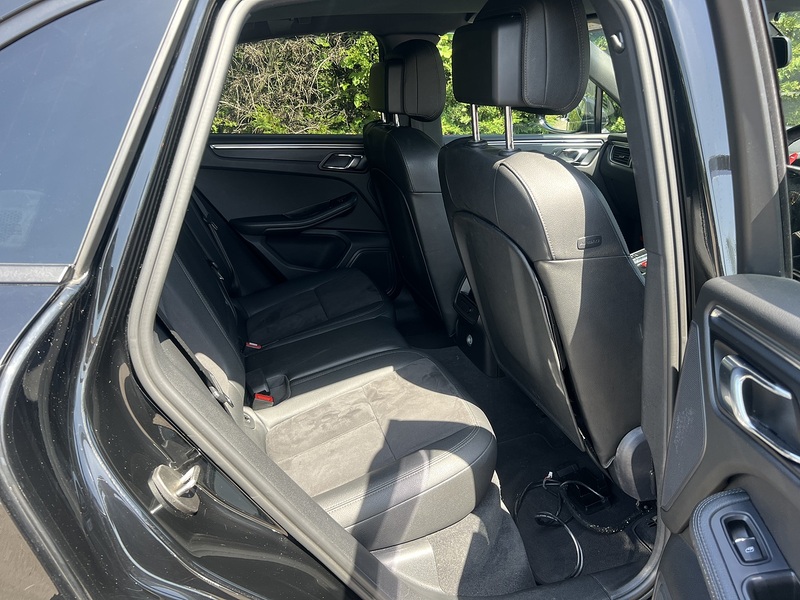 Porsche Macan Pdk - U12157