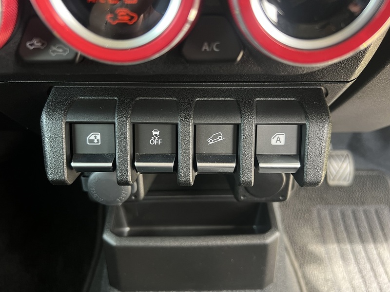 Suzuki Jimny Sz5 - U12160