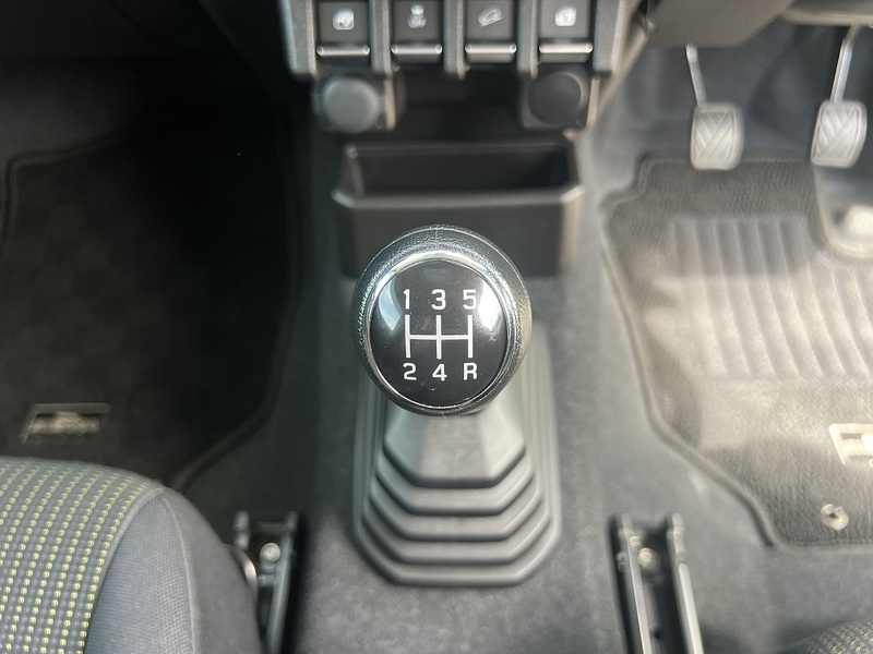 Suzuki Jimny Sz5 - U12160