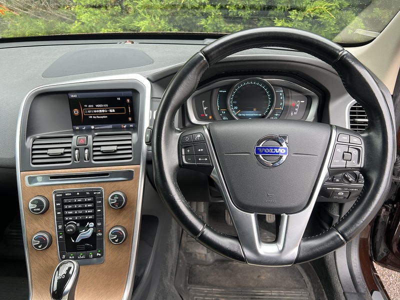 Volvo Xc60 T5 Se Lux Nav - U12161