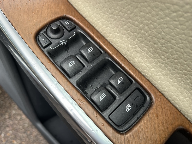 Volvo Xc60 T5 Se Lux Nav - U12161