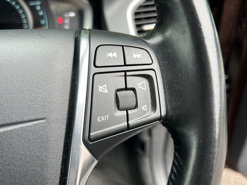 Volvo Xc60 T5 Se Lux Nav - U12161